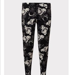 SOLD 2 Pairs- Torrid Floral Skull Leggings